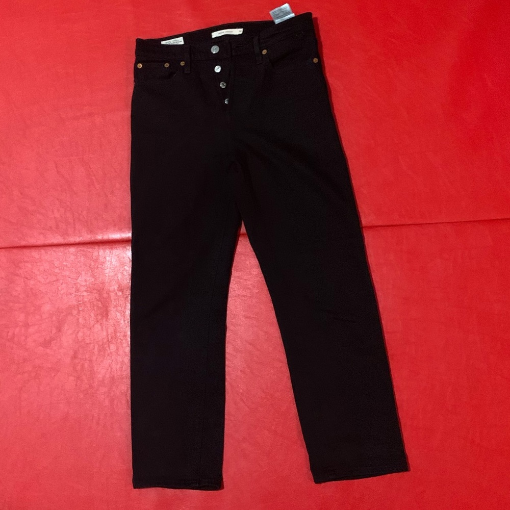 Levi’s wedgie straight size W25 L 26